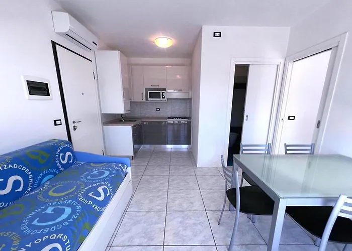 Апартаменти Sunny Retreat Near The Sea-beahost Бібіоне