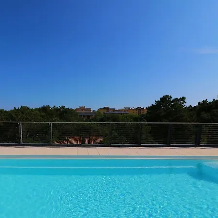 Sunny Retreat Near The Sea-beahost *
