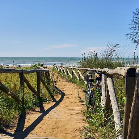 Sunny Retreat Near The Sea-beahost Bibione